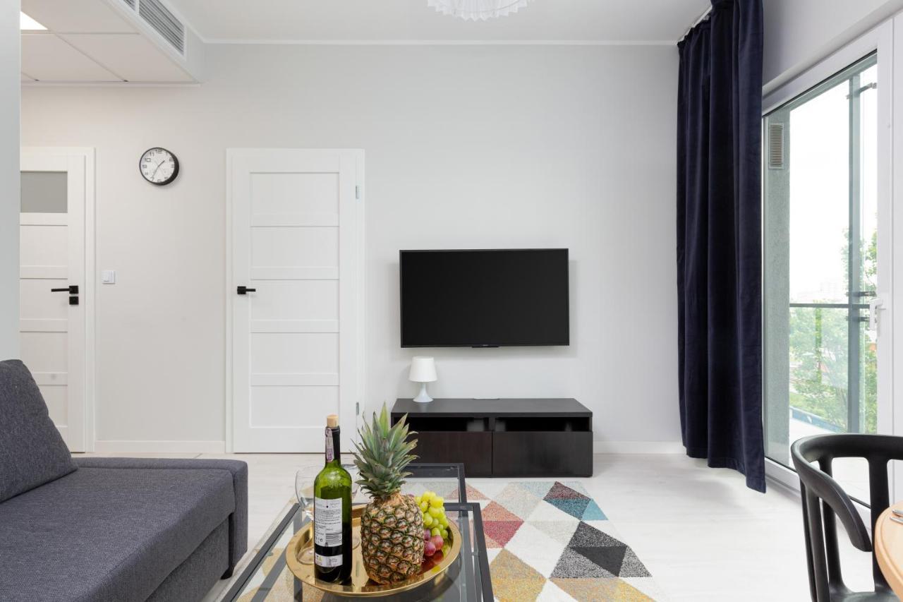 Business Center Apartments Warsaw Wola By Noclegi Renters 외부 사진