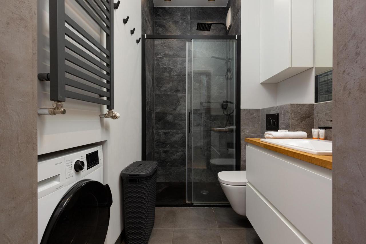 Business Center Apartments Warsaw Wola By Noclegi Renters 외부 사진