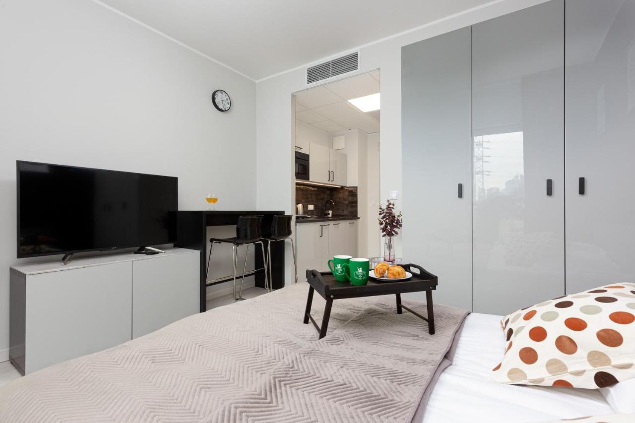 Business Center Apartments Warsaw Wola By Noclegi Renters 외부 사진